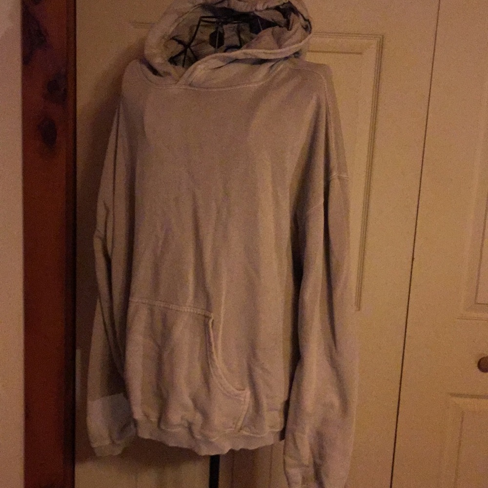 Khaki sweatshirt
